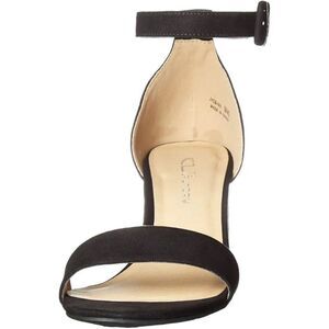 CL By Laundry

Jody